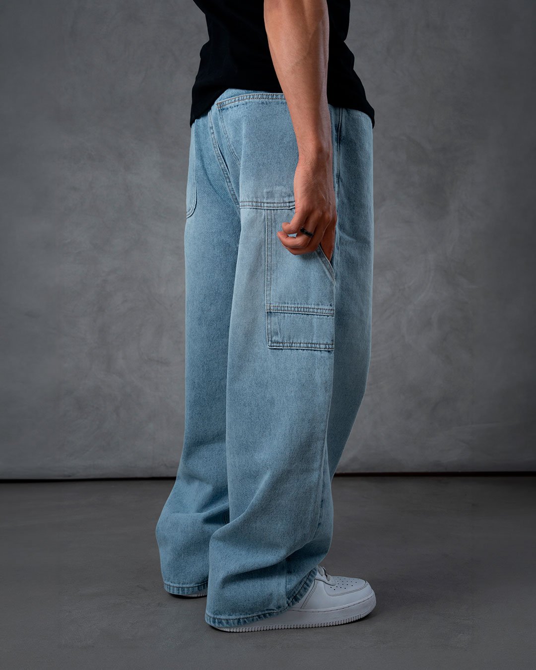 Jean Ballom Hielo — vista lateral